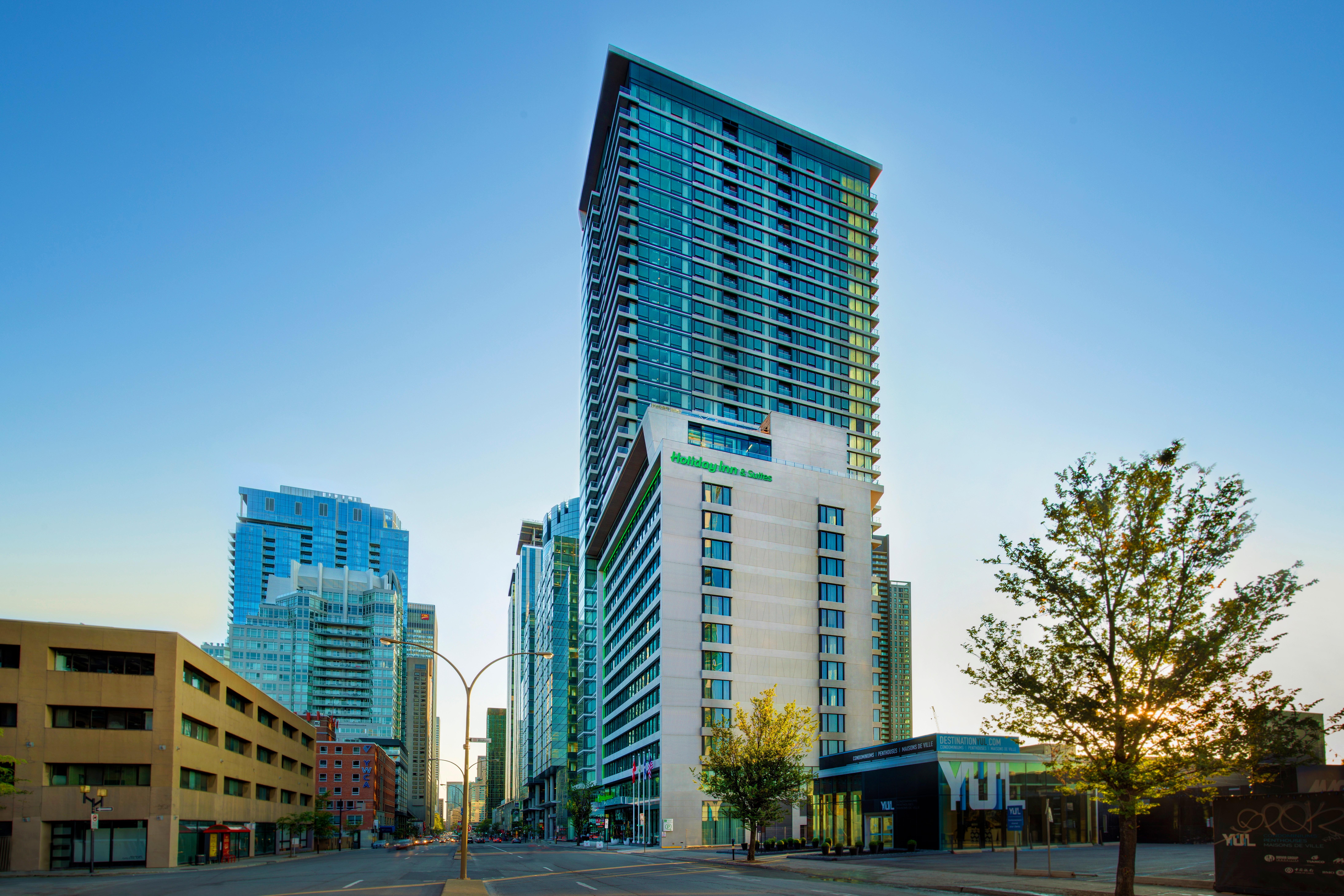 Holiday Inn Hotel & Suites - Montreal Centre-Ville Ouest By Ihg Montréal Exterior foto